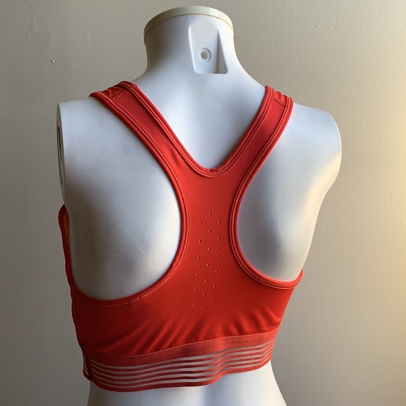 Pink Nike Sports Bra Large - Picture 5 of 8